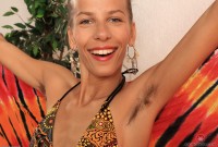 ATK hairy Manita Set