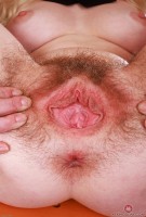 ATK hairy Chloe Foster Set