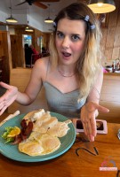 ATK Girlfriends Dez Hansen Set