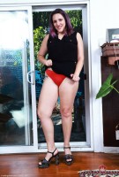 ATK hairy Dria Submits in mature and hairy