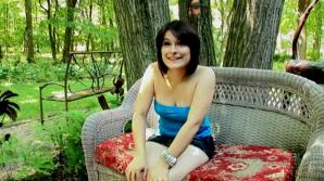 ATK Aunt Judys Eve Winters in hairy play