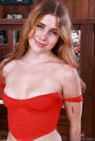 ATK hairy Fiona Peaches Set