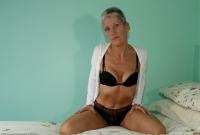 ATK hairy Fleur in mature and hairy