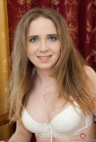 ATK hairy Isabel Stern in hairy fun