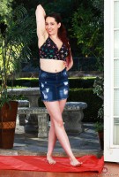 ATK hairy Kyra Rose Set