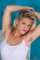 ATK hairy Leah Rose Set