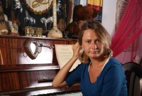 ATK hairy Luci in scary hairy