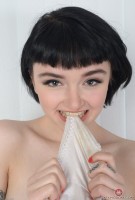 ATK hairy Matilda Bow Set