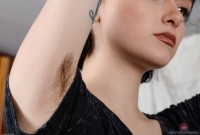 ATK hairy Matilda Bow Set