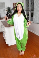 ATK hairy Nari Park Set