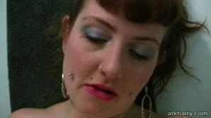 ATK Aunt Judys Red in hairy play