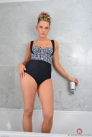 ATK hairy Regina Set