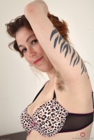 ATK hairy Sara Hart Set