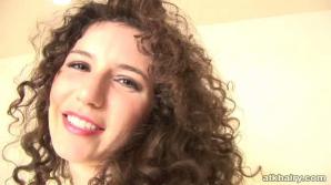 ATK Aunt Judys Sativa Verte in hairy fun