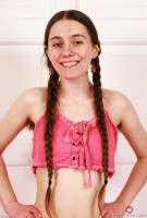 ATK hairy Sia Wood Photo Set