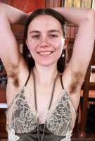 ATK hairy Sia Wood in young and hairy
