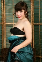 ATK hairy Simone Delilah Set