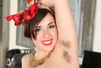 ATK hairy Simone Delilah Set