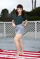 ATK hairy Simone Delilah Set