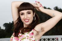 ATK hairy Simone Delilah Set