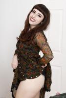 ATK hairy Simone Delilah Set
